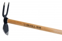 Szív alakú kapa kovácsolt, kétvillás fa nyéllel 1350mm.